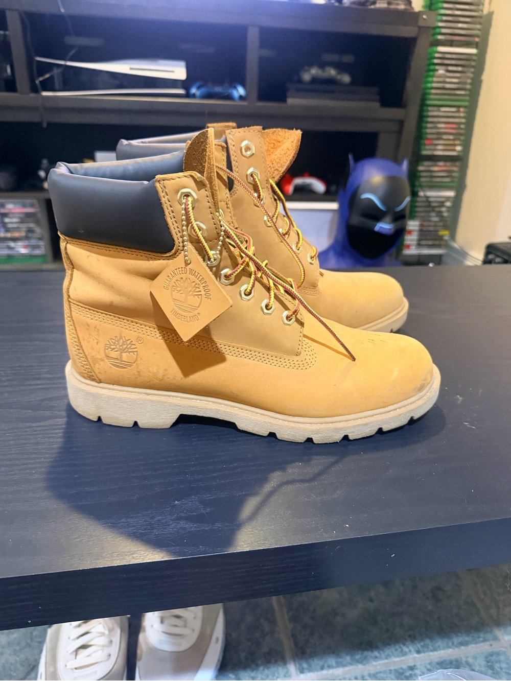 Timberland Men’s Classic Wheat Tan 6-Inch Boots